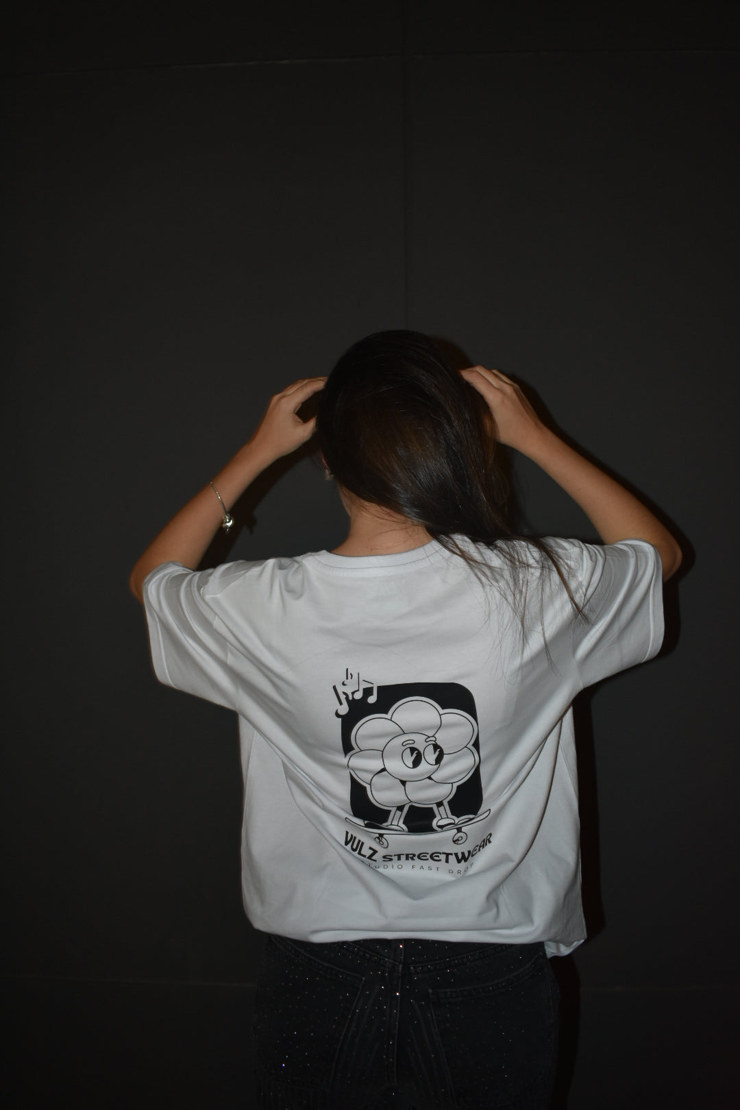 Flower Grooves Tee