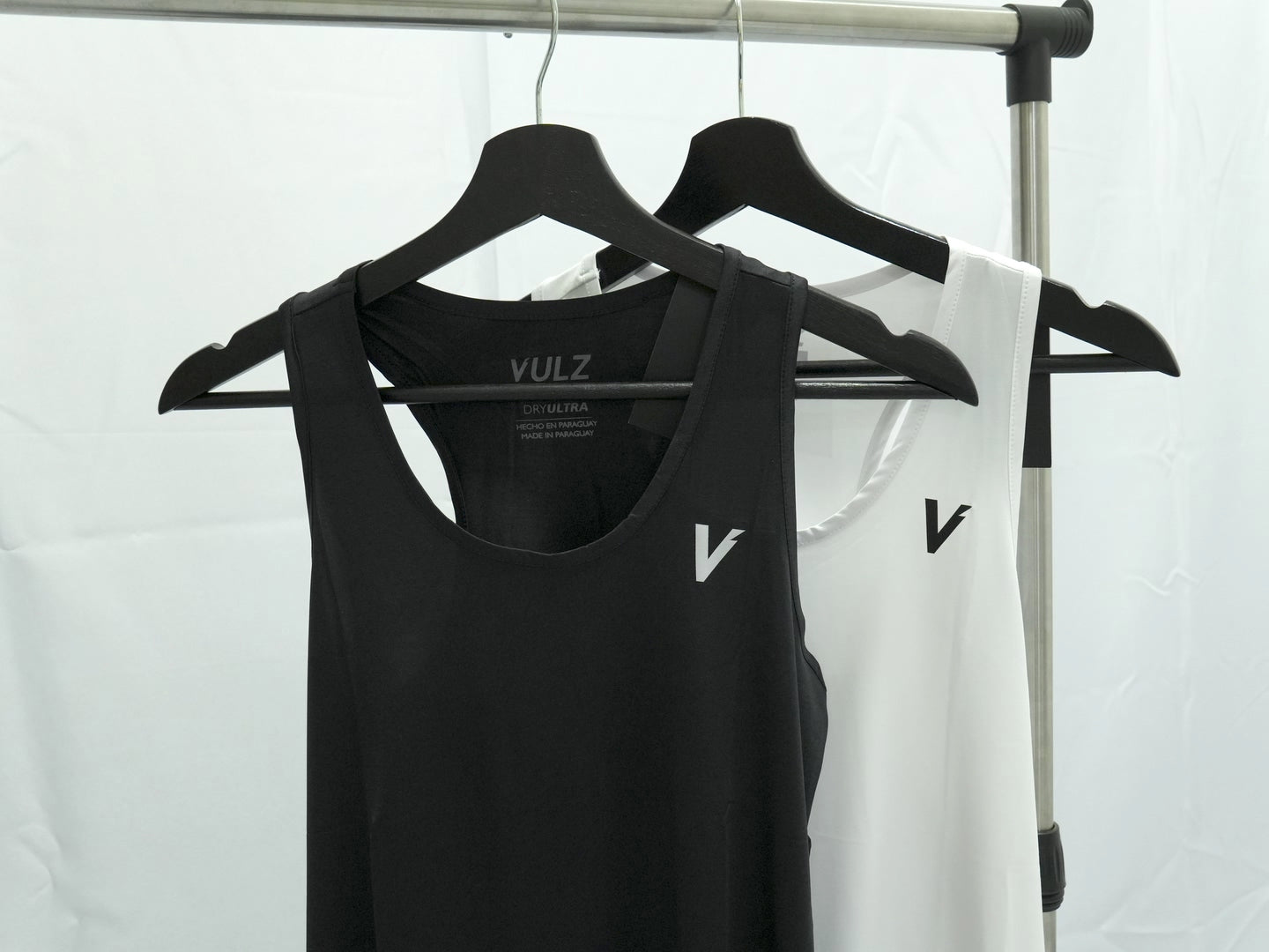 Dupla Comfort Tank Black & White